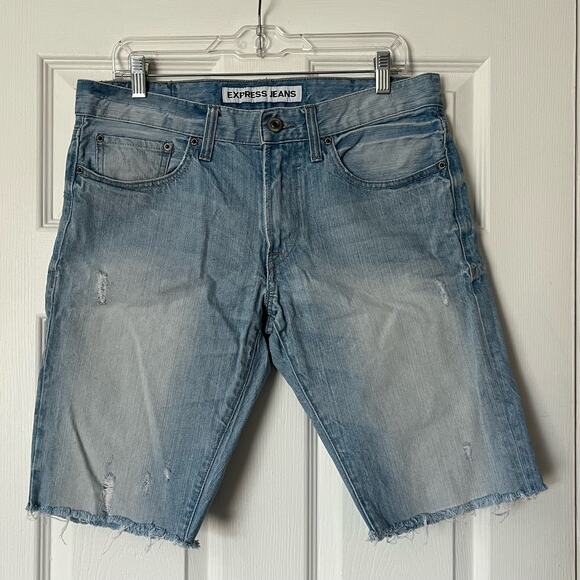 Express Jeans Rocco Slim Fit Cutoffs - Size 31 - Picture 1 of 8